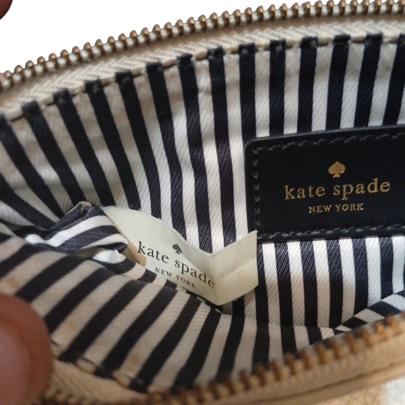 Kate Spade Wristlet Cream Pebbled Leather Pouch - Picture 6 of 8